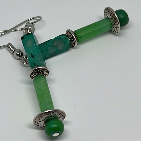 Magnesite Glass & Natural Stone. - Picture 6 of 6